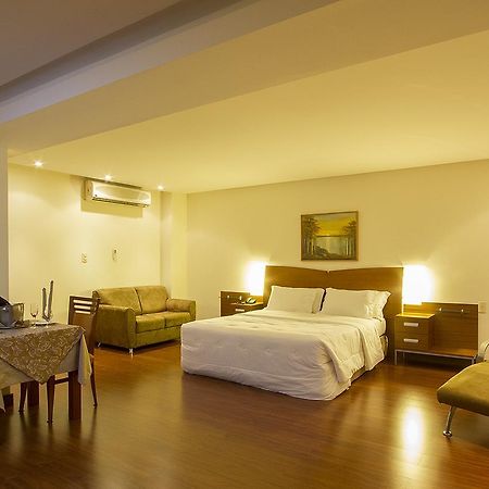 Master Plaza Hotel 바르바세나 외부 사진