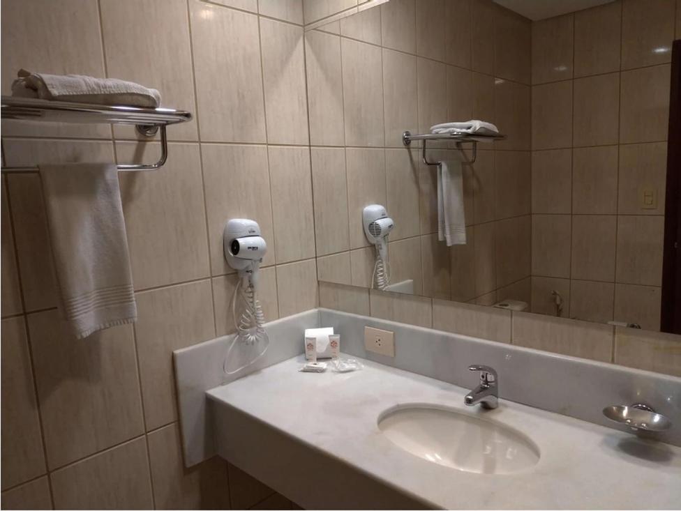 Master Plaza Hotel 바르바세나 외부 사진