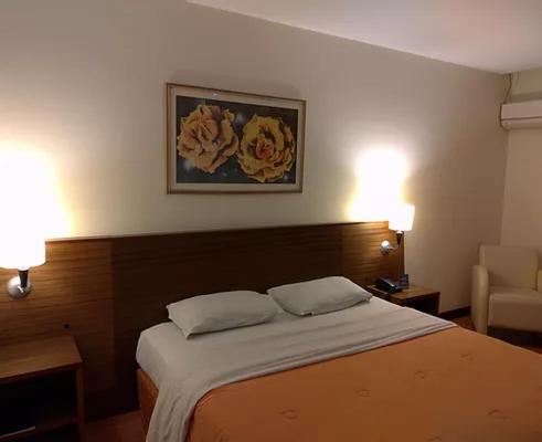 Master Plaza Hotel 바르바세나 외부 사진