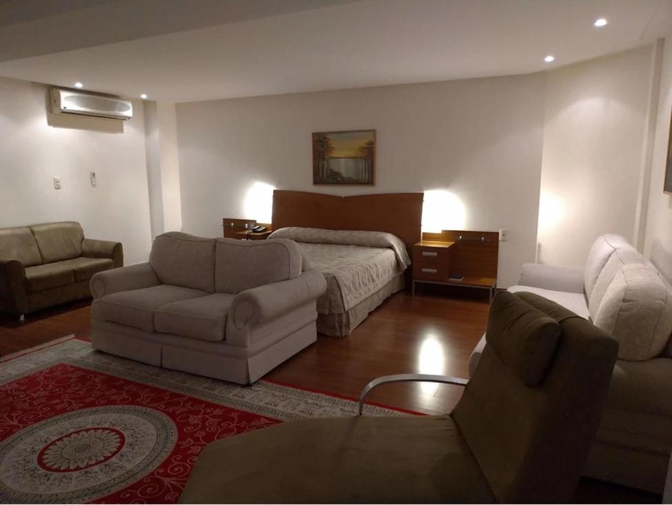 Master Plaza Hotel 바르바세나 외부 사진