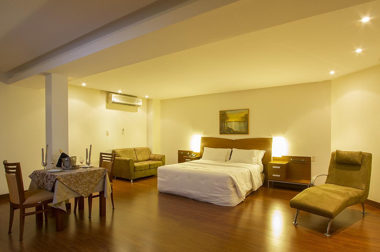 Master Plaza Hotel 바르바세나 외부 사진
